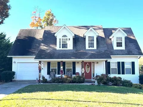 875 Hemlock Cir, Morristown, TN 37814