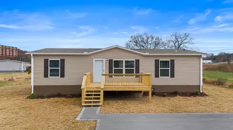1690 Old Newport Hwy, Newport, TN 37821