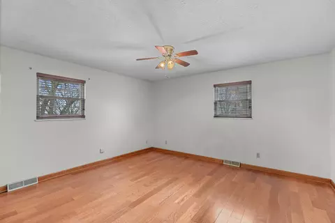 Bedroom - 818 Shaver Dr, Talbott, TN 37877 photo 1 of 4