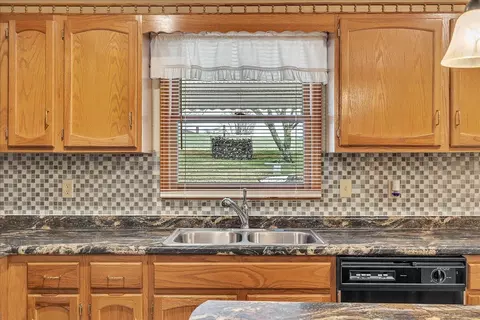 506 Alpine Cir, Talbott, TN 37877 photo 10