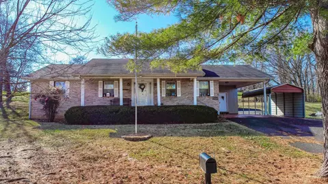 620 Cliffwood Dr, Newport, TN 37821