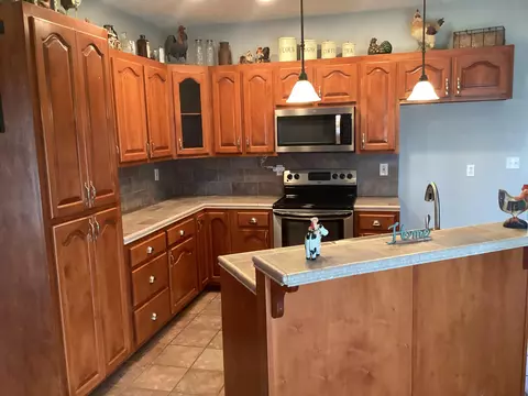 Kitchen - 485 Gammon Spgs, Bean Station, TN 37708 photo 3 of 4