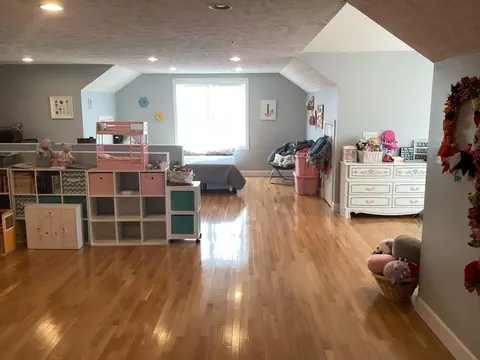 Bedroom - 485 Gammon Spgs, Bean Station, TN 37708 photo 6 of 6