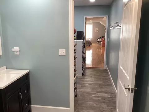 Entry Way - 485 Gammon Spgs, Bean Station, TN 37708 photo 6 of 11