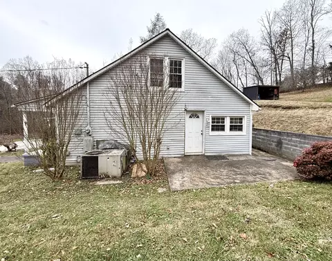417 Wolfe Rd, Luttrell, TN 37779 photo 3