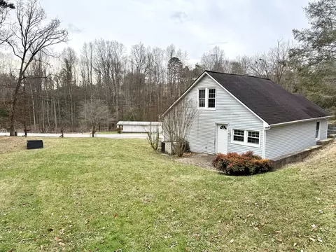 417 Wolfe Rd, Luttrell, TN 37779 photo 4