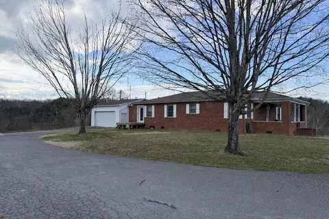 13361 Chapman Hwy, Seymour, TN 37865