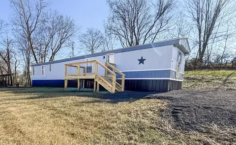2041 Dover Rd, Morristown, TN 37813