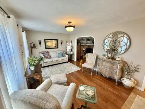 Living - 7032 S Crest Ave, Talbott, TN 37877 photo 1 of 4