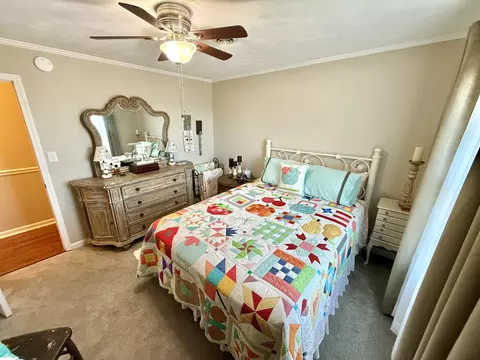 Bedroom - 7032 S Crest Ave, Talbott, TN 37877 photo 3 of 6