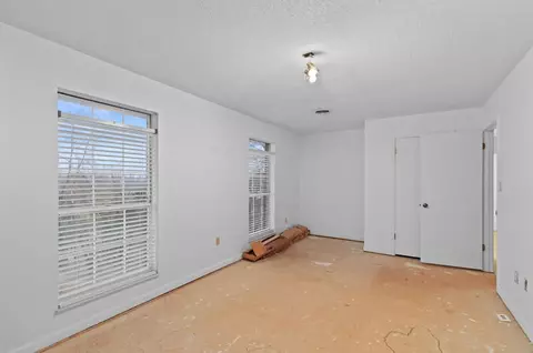 Bedroom - 2830 Lowe Dr, Talbott, TN 37877 photo 3 of 7