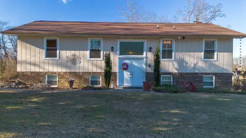 6152 Silver Fox Trl, Morristown, TN 37814