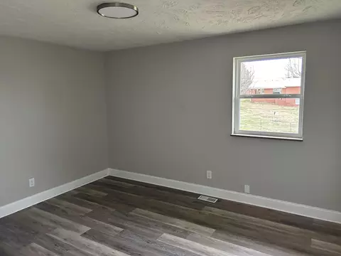 Bedroom - 413 English Dr, Talbott, TN 37877 photo 1 of 3