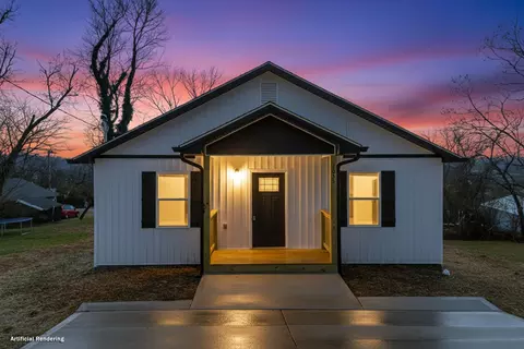 1035 W 6th North St, Morristown, TN 37814