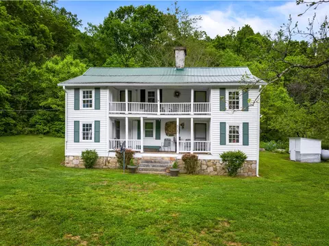 825 Sandy Valley Rd, Rogersville, TN 37857