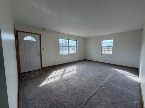 Living - 6792 Bow Trl, Talbott, TN 37877 photo 2 of 3