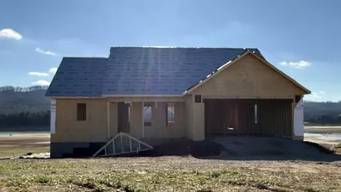 473 Masters Ln, Bean Station, TN 37708