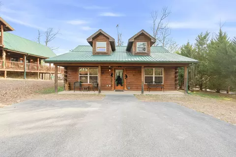 2756 Murray Ridge Rd, Sevierville, TN 37876