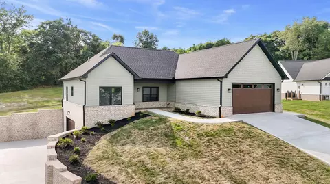 189 Adley St, Morristown, TN 37814