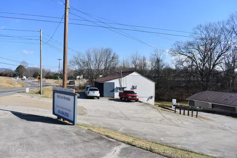 Exterior - 175 Lakeshore Dr, Bean Station, TN 37708 photo 4 of 19