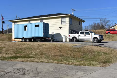 Exterior - 175 Lakeshore Dr, Bean Station, TN 37708 photo 17 of 19