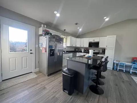 Kitchen - 1109 Cherry Blossom Ln, Talbott, TN 37877 photo 1 of 1