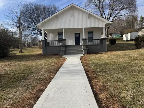 544 W 7th North St, Morristown, TN 37814