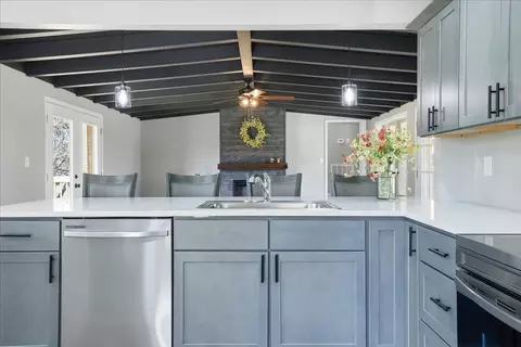 Kitchen - 220 Phyllis Dr, Bean Station, TN 37708 photo 3 of 3