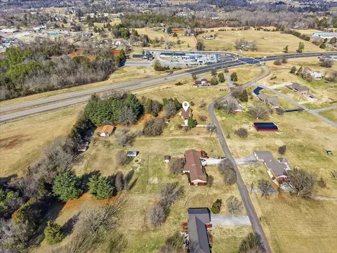View/Area - 220 Phyllis Dr, Bean Station, TN 37708 photo 2 of 4