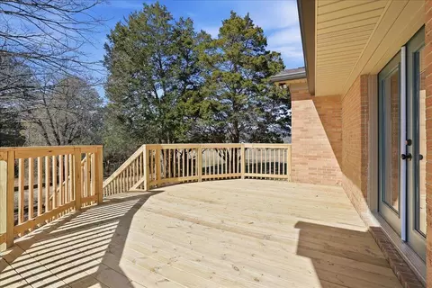 Exterior - 220 Phyllis Dr, Bean Station, TN 37708 photo 8 of 10