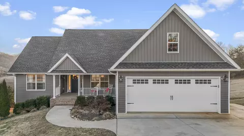 317 Independence Dr, Jefferson City, TN 37760