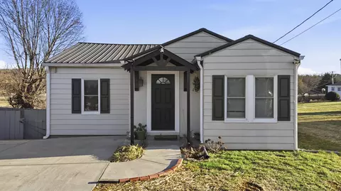 507 W Charles St, Morristown, TN 37813