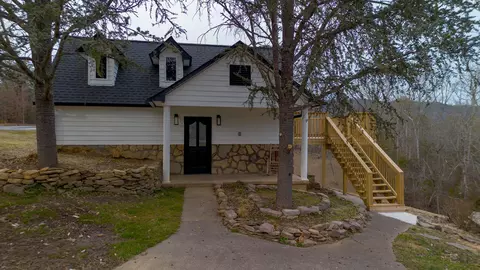 192 Manis Rd, Rogersville, TN 37857