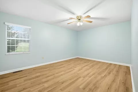 Bedroom - 6945 Westgate Cir, Talbott, TN 37877 photo 3 of 3