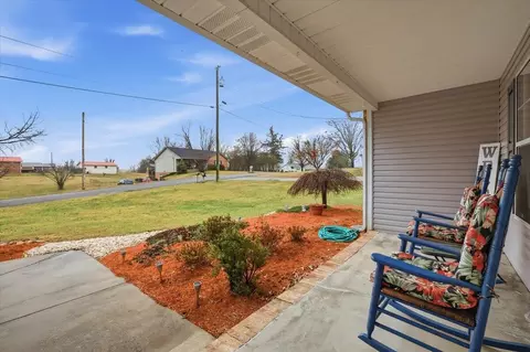 Exterior - 6945 Westgate Cir, Talbott, TN 37877 photo 9 of 9