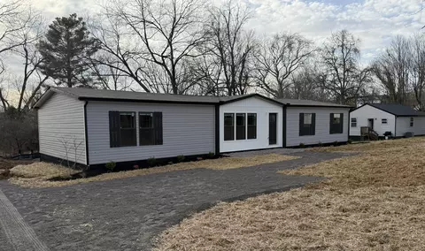 513 Franklin Ln, Morristown, TN 37814