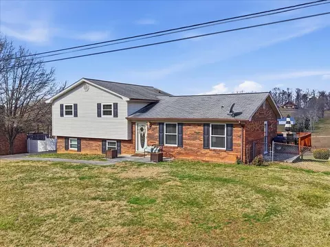 3084 Apostle Rd, Morristown, TN 37814