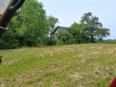 240 Buford Rd, Bybee, TN 37713 photo 10
