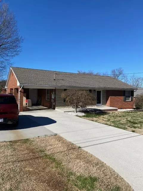 3106 Lee Dr, Morristown, TN 37814