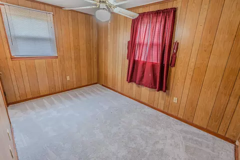Bedroom - 585 Murray Bridge Rd, Mohawk, TN 37810 photo 3 of 5