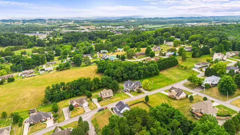 1019 Ashley Ct, Morristown, TN 37814