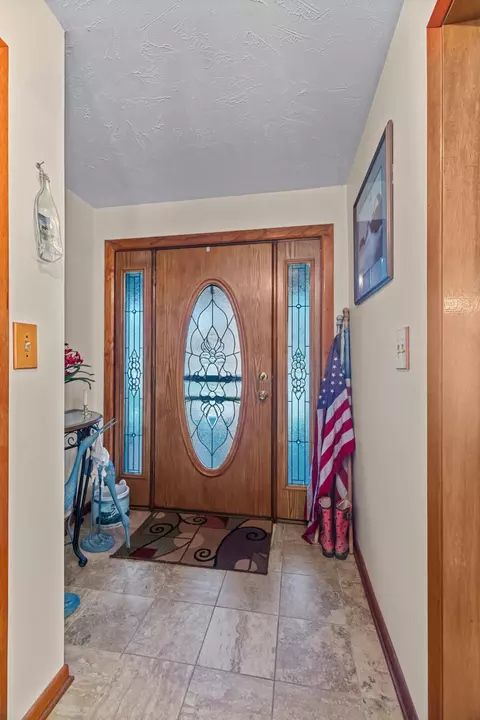 Entry Way - 7033 S Crest Ave, Talbott, TN 37877 photo 1 of 1