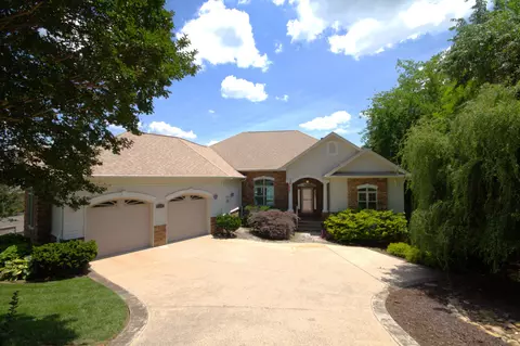 130 Lake Vista Dr, Greenback, TN 37742