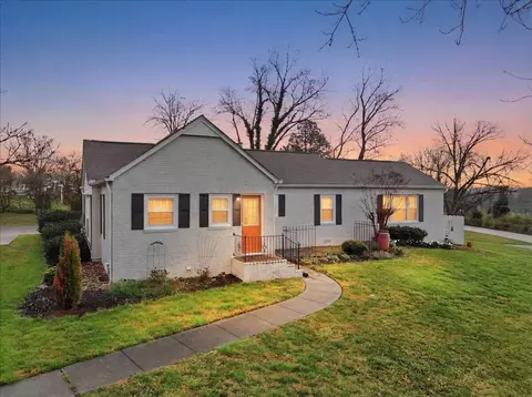 1211 W 6th North St, Morristown, TN 37814