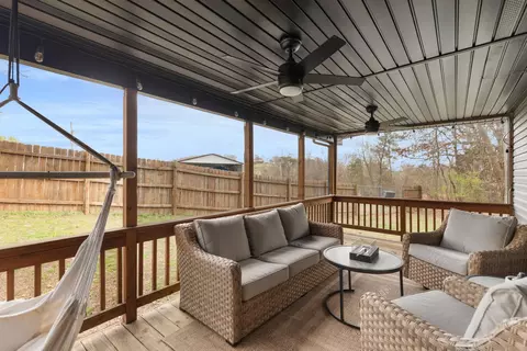 Exterior - 7346 Circle Point Dr, Talbott, TN 37877 photo 6 of 14