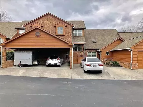 1355 Monteverdi Ct, Morristown, TN 37814