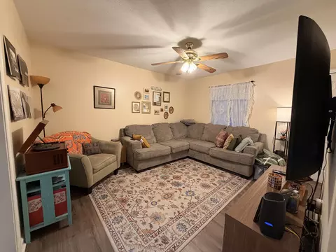 Living - 230 Greenbriar Rd, Talbott, TN 37877 photo 2 of 2
