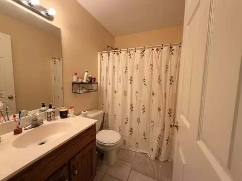 Bath - 230 Greenbriar Rd, Talbott, TN 37877 photo 1 of 2