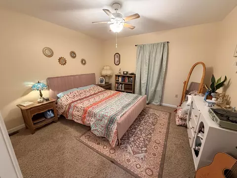 Bedroom - 230 Greenbriar Rd, Talbott, TN 37877 photo 4 of 5