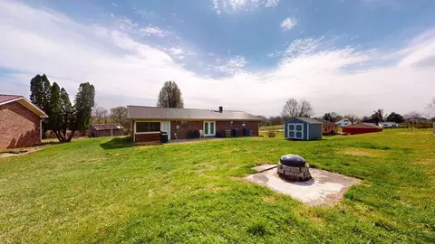 Exterior - 6856 Hunter Rd, Talbott, TN 37877 photo 3 of 3